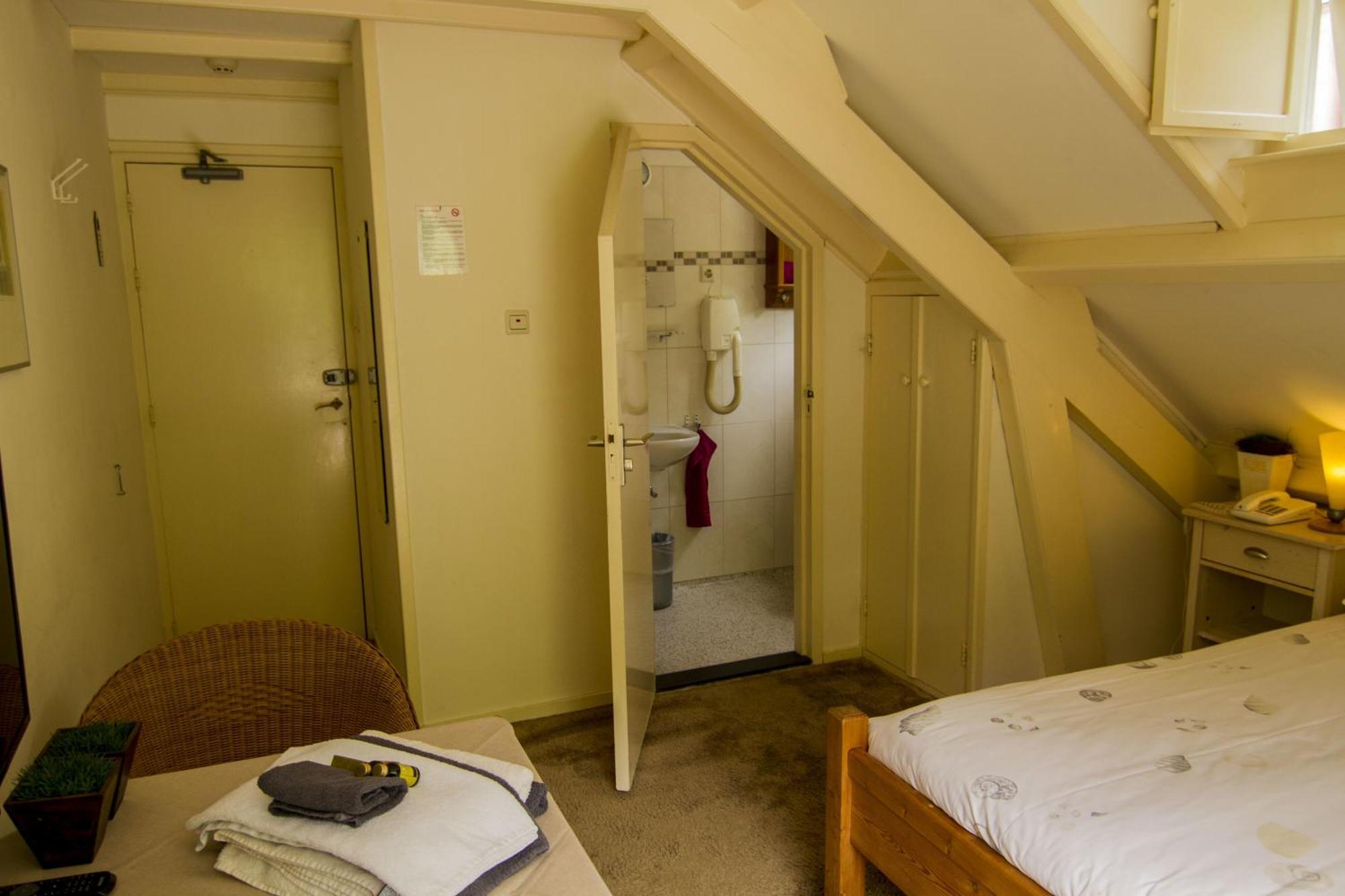 Hotel-Pension Zoom-Oord Renesse Oda fotoğraf